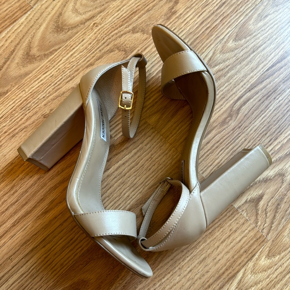 Steve Madden Tan Block Heel Sandals